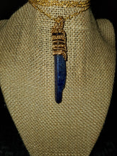 Load image into Gallery viewer, Lapis Lazuli Pendant in Gold Casing
